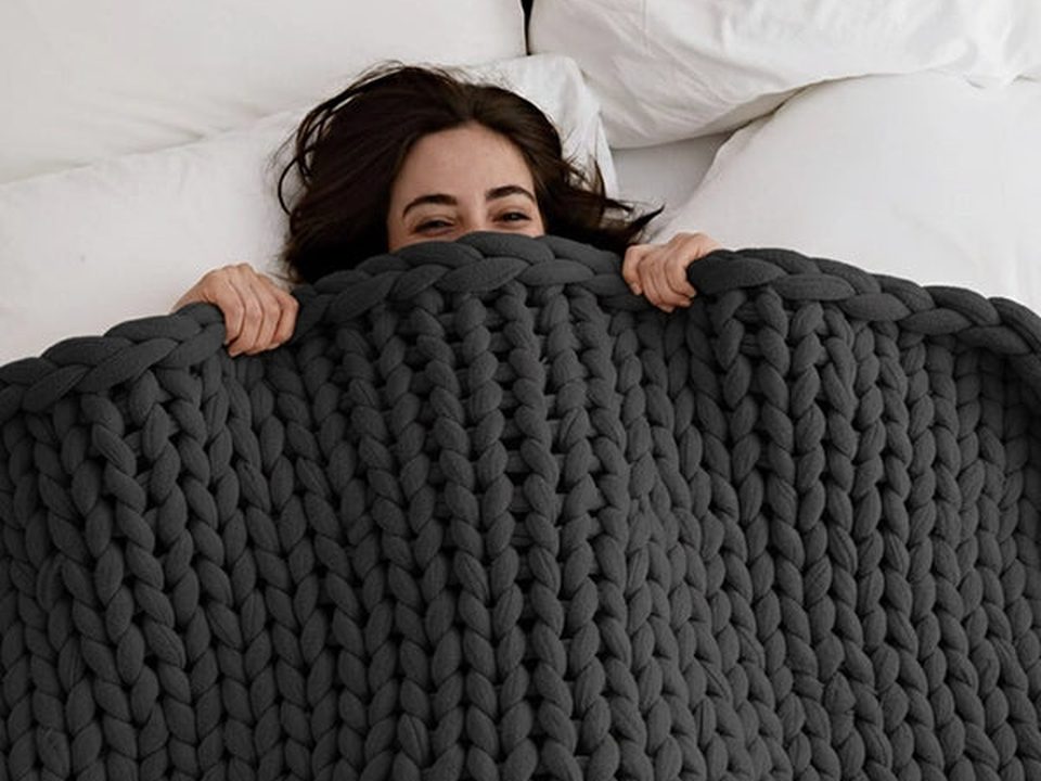 SIESTA Heavy Blanket trenzada